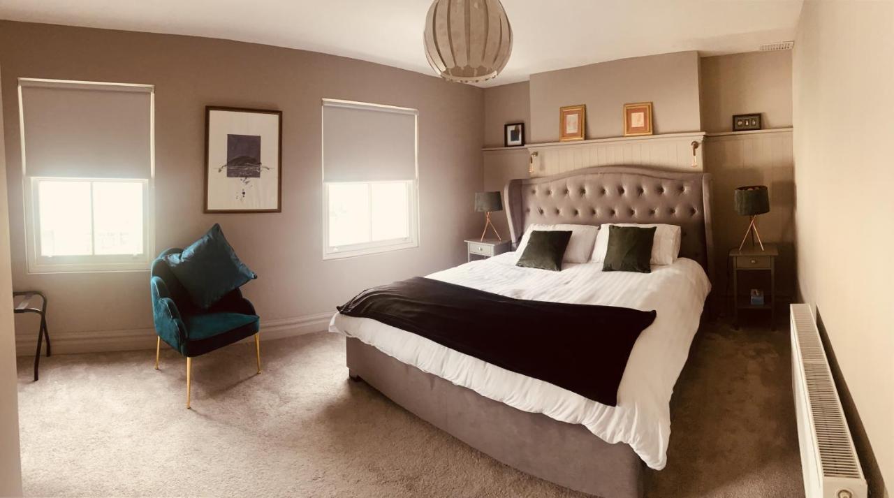 3 Bedroom Luxury Apartment Main Street Cashel  Exterior foto