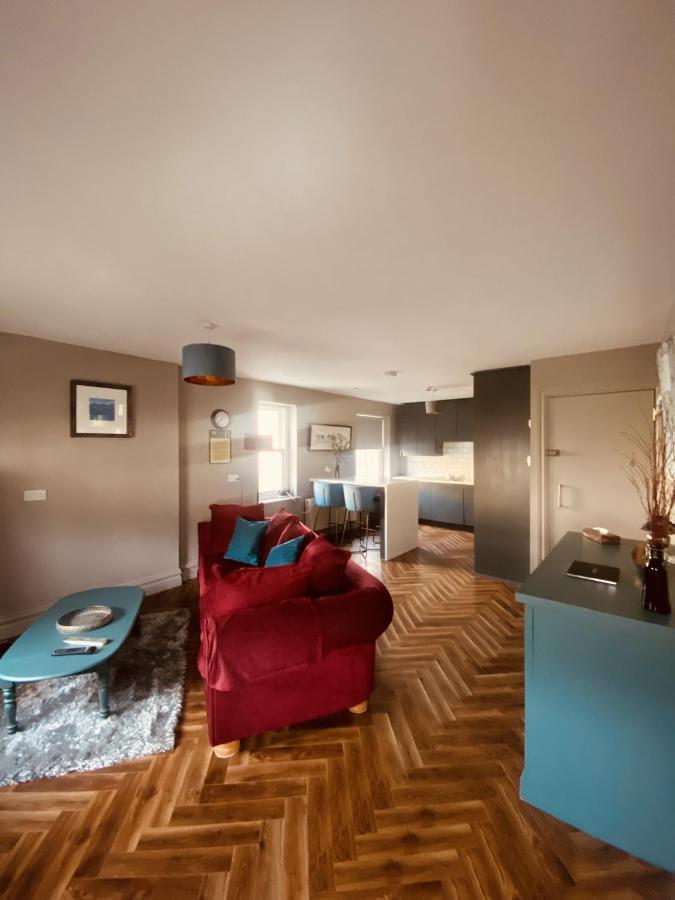 3 Bedroom Luxury Apartment Main Street Cashel  Exterior foto