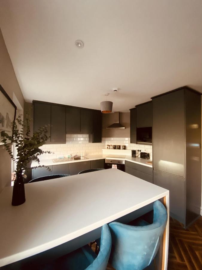 3 Bedroom Luxury Apartment Main Street Cashel  Exterior foto