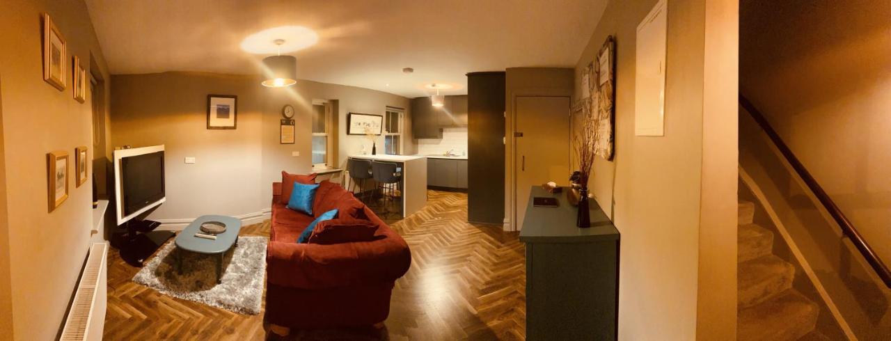 3 Bedroom Luxury Apartment Main Street Cashel  Exterior foto