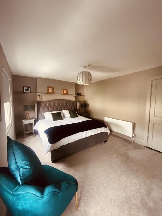 3 Bedroom Luxury Apartment Main Street Cashel  Exterior foto