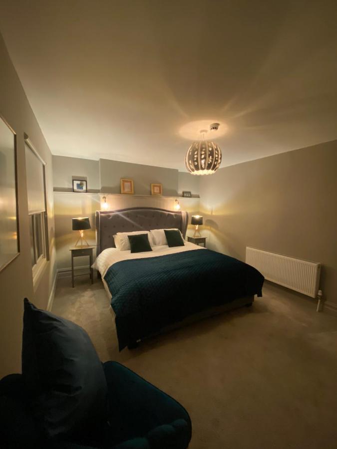 3 Bedroom Luxury Apartment Main Street Cashel  Exterior foto